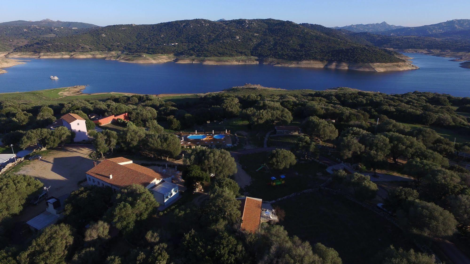 Liscia Country Relais Sant'Antonio di Gallura Exterior foto